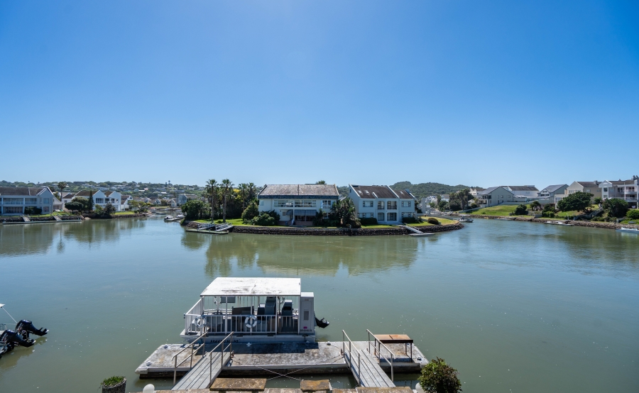 7 Bedroom Property for Sale in Royal Alfred Marina Eastern Cape
